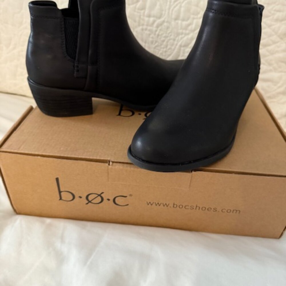 BOC Grover Ankle Bootie - Size 9 (NWT)